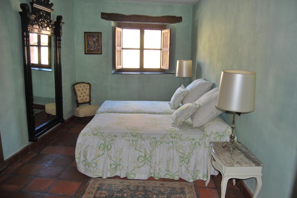 La Casa De San Gil ξενώνας Ατιένθα Δωμάτιο φωτογραφία